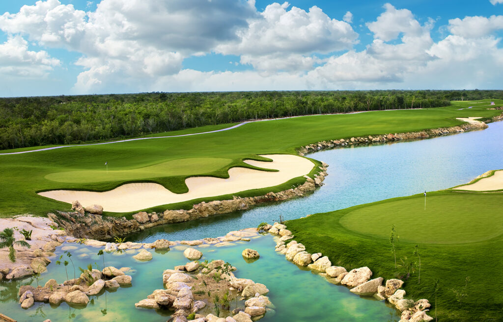 9, 18 greens Yucatan CC